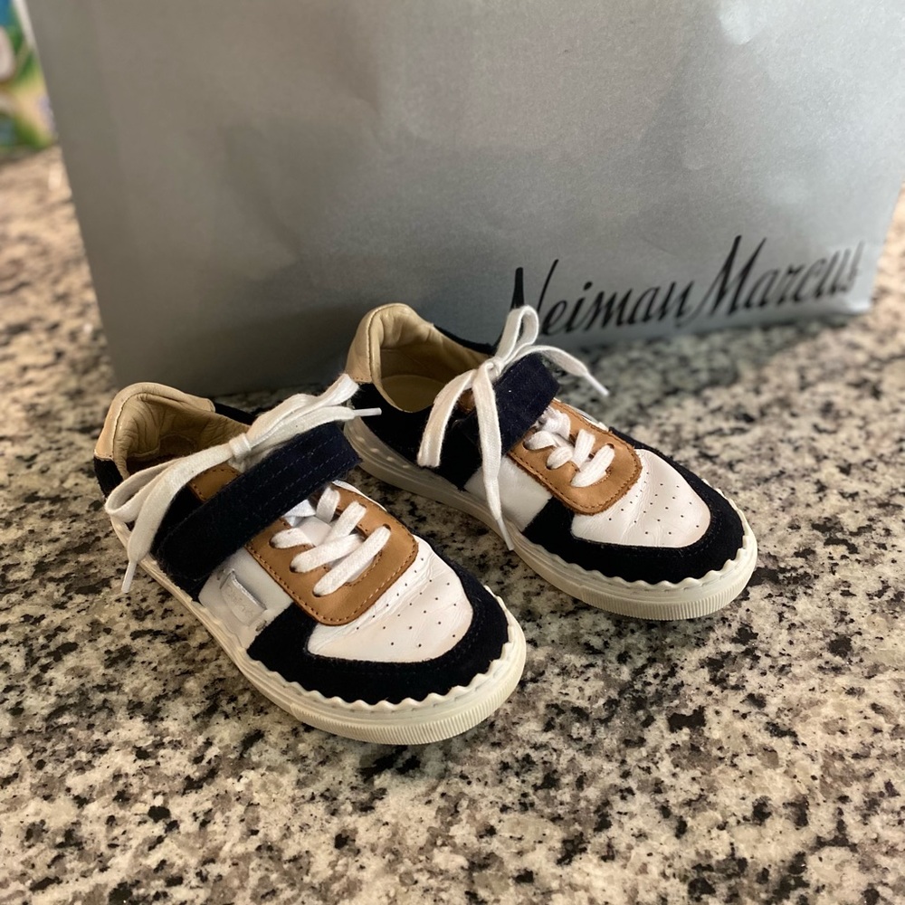 Chloe Navy and White Sneakers with Modern Design